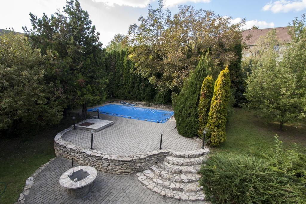 Dominika Apartman Hotel Budapest Luaran gambar