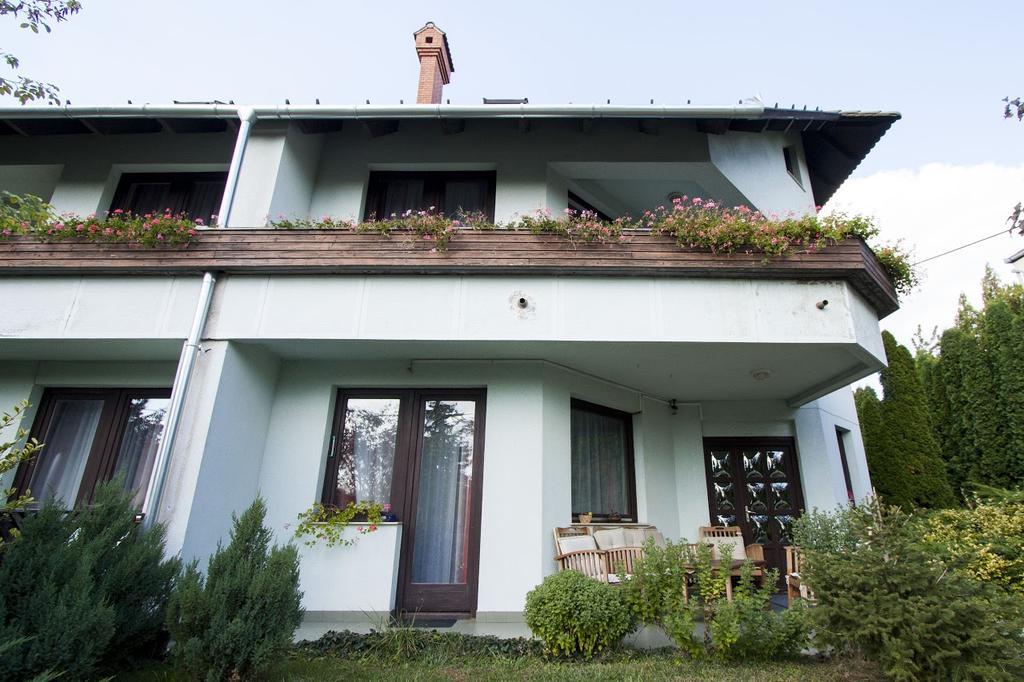 Dominika Apartman Hotel Budapest Luaran gambar