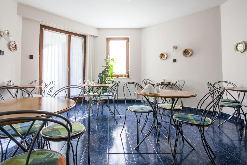 Dominika Apartman Hotel Budapest Luaran gambar