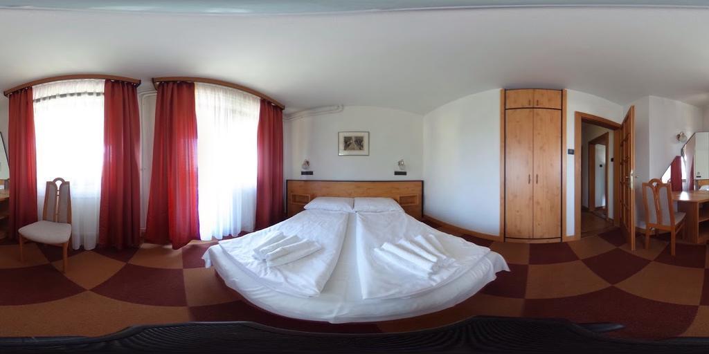 Dominika Apartman Hotel Budapest Luaran gambar