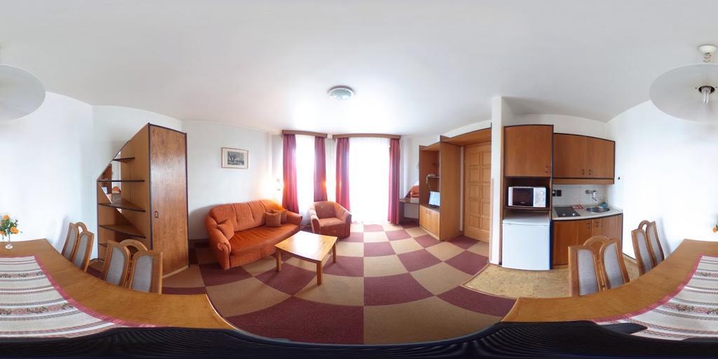 Dominika Apartman Hotel Budapest Luaran gambar