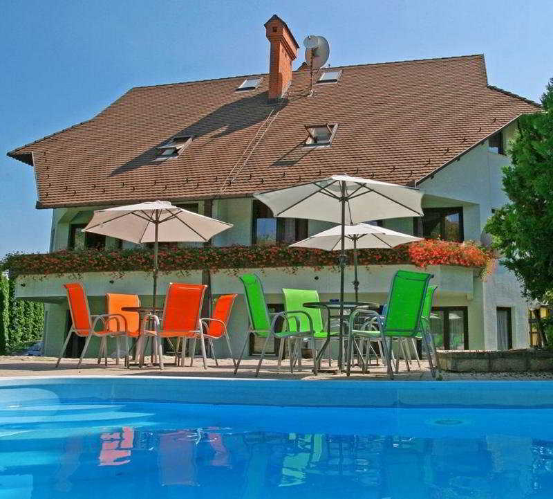 Dominika Apartman Hotel Budapest Luaran gambar