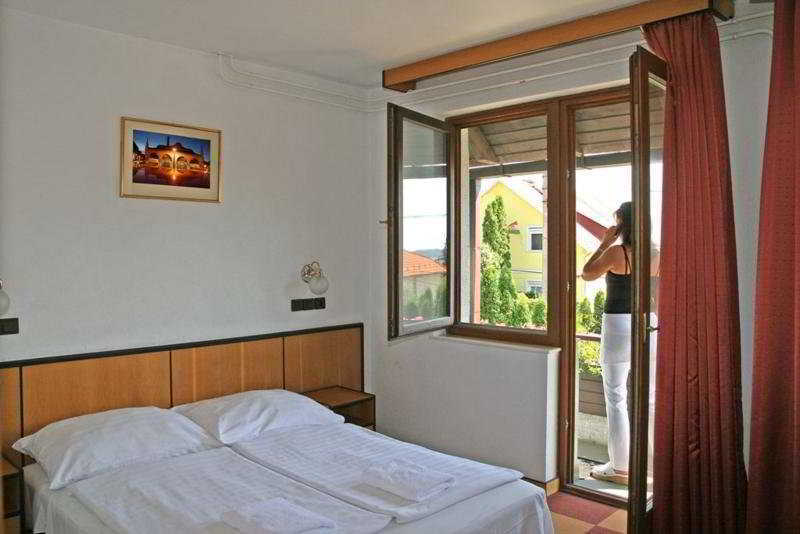 Dominika Apartman Hotel Budapest Luaran gambar